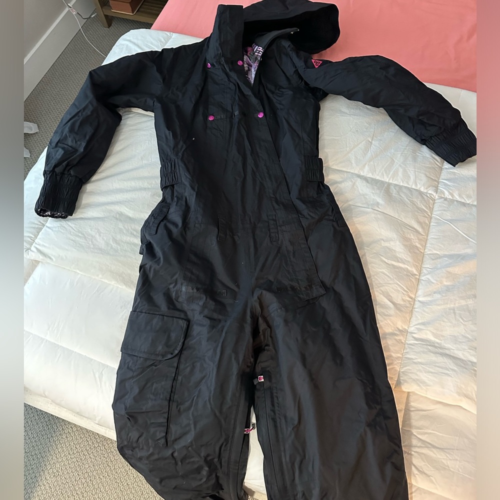 Nike ACG Snowsuit in Black & Pink